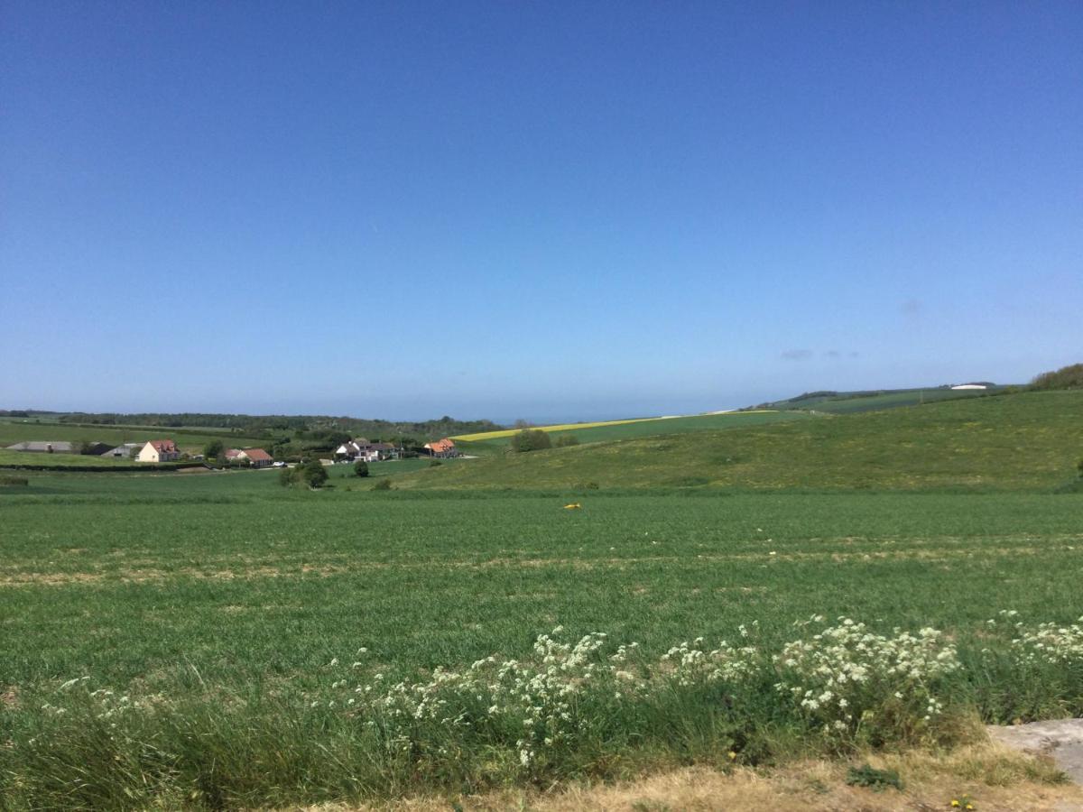 Sur Les Routes De La Mer Saint-Inglevert Exterior photo